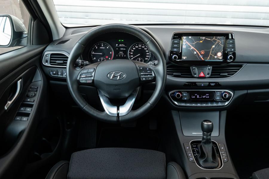 Торпедо Hyundai i30 Wagon (PD) 2018 года  (WW) (фото 19 из 29)